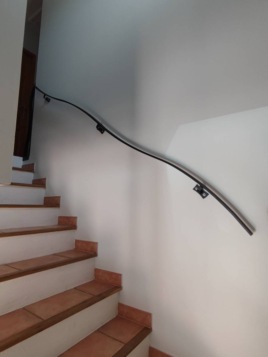 MISE EN SECURITE ESCALIER SUR ENTRESSEN