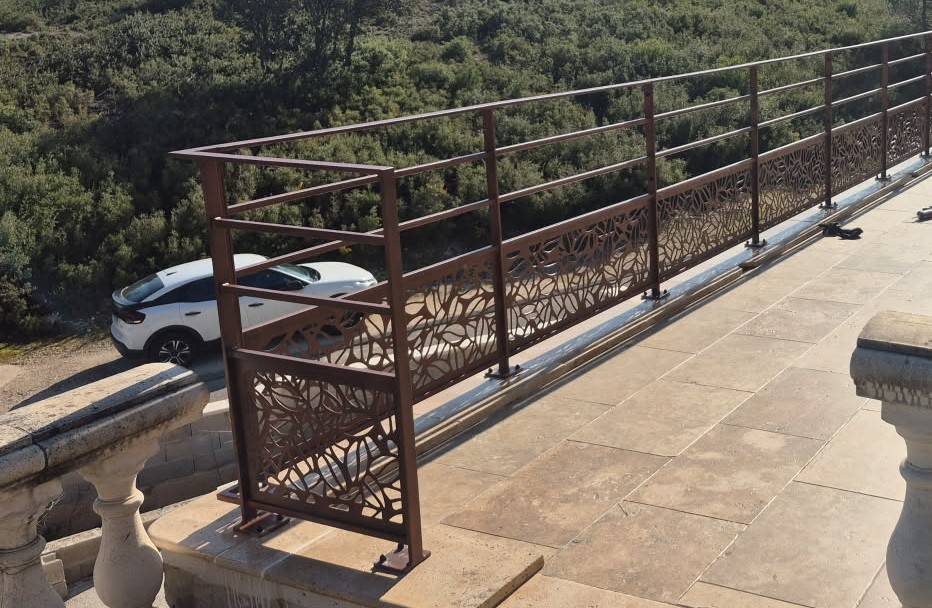 GARDE-CORPS MARIGNANE