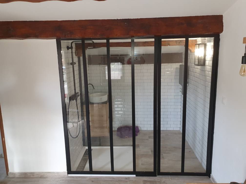 VERRIERE SALLE DE BAIN SUR LAMANON