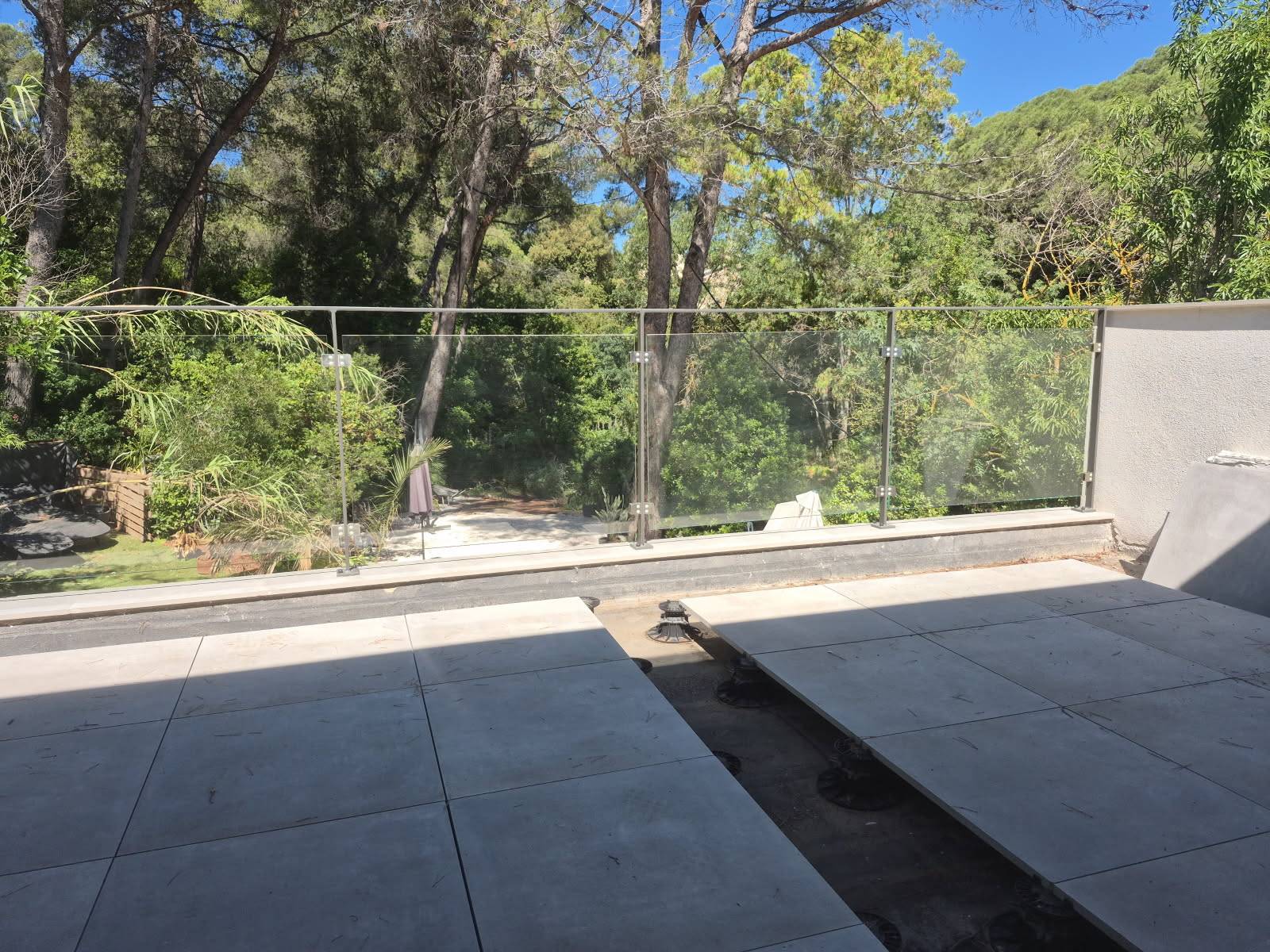 GARDE-CORPS EN VERRE