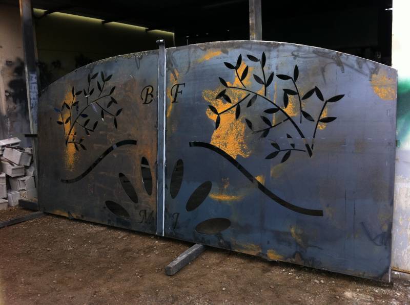 FABRICATION DE PORTAIL EN FER FORGE